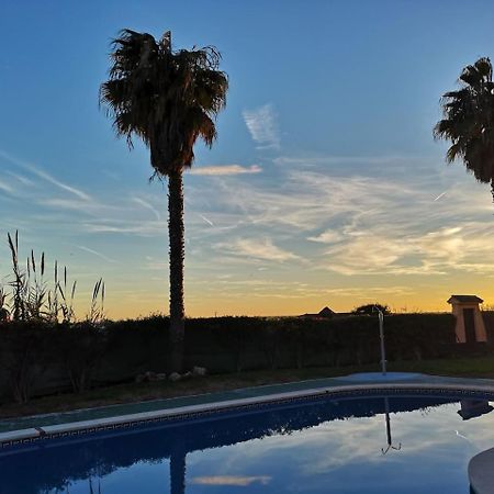 דירות בנאחראפה Espectacular Residencial En 1A Linea Con Piscina מראה חיצוני תמונה