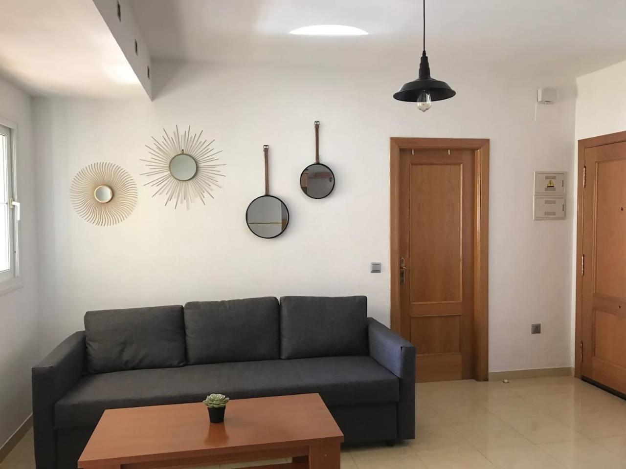 דירות בנאחראפה Espectacular Residencial En 1A Linea Con Piscina מראה חיצוני תמונה