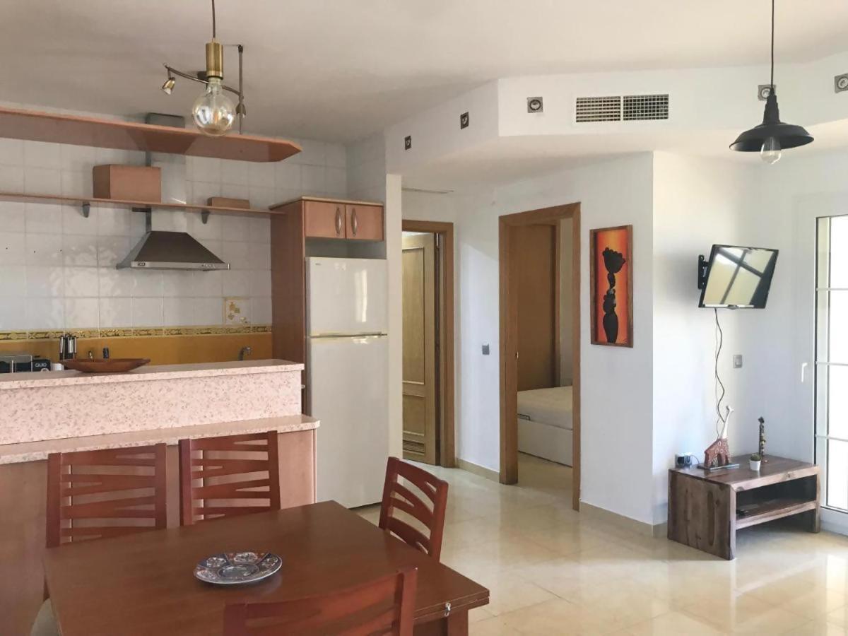 דירות בנאחראפה Espectacular Residencial En 1A Linea Con Piscina מראה חיצוני תמונה